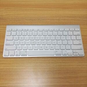 Apple Bluetooth Wireless Keyboard‎